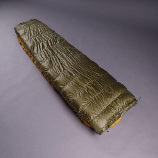 Enlightened Equipment Revelation Quilt 20°F / -6°C 950fp